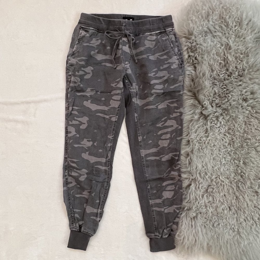 Monrow Soft Drape Camouflage Printed Jogger - image 1